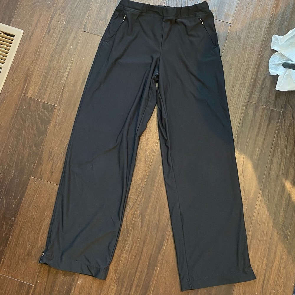 Lucy - size S black pants EUC